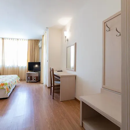 Apartment ❤studio With Kitchen & Balcony Pool View ❤oi❤ *