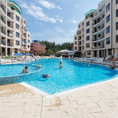 ❤studio With Kitchen & Balcony Pool View ❤oi❤ Apartment